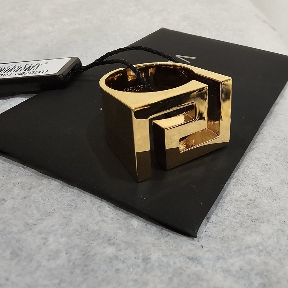 NEW VERSACE Ring